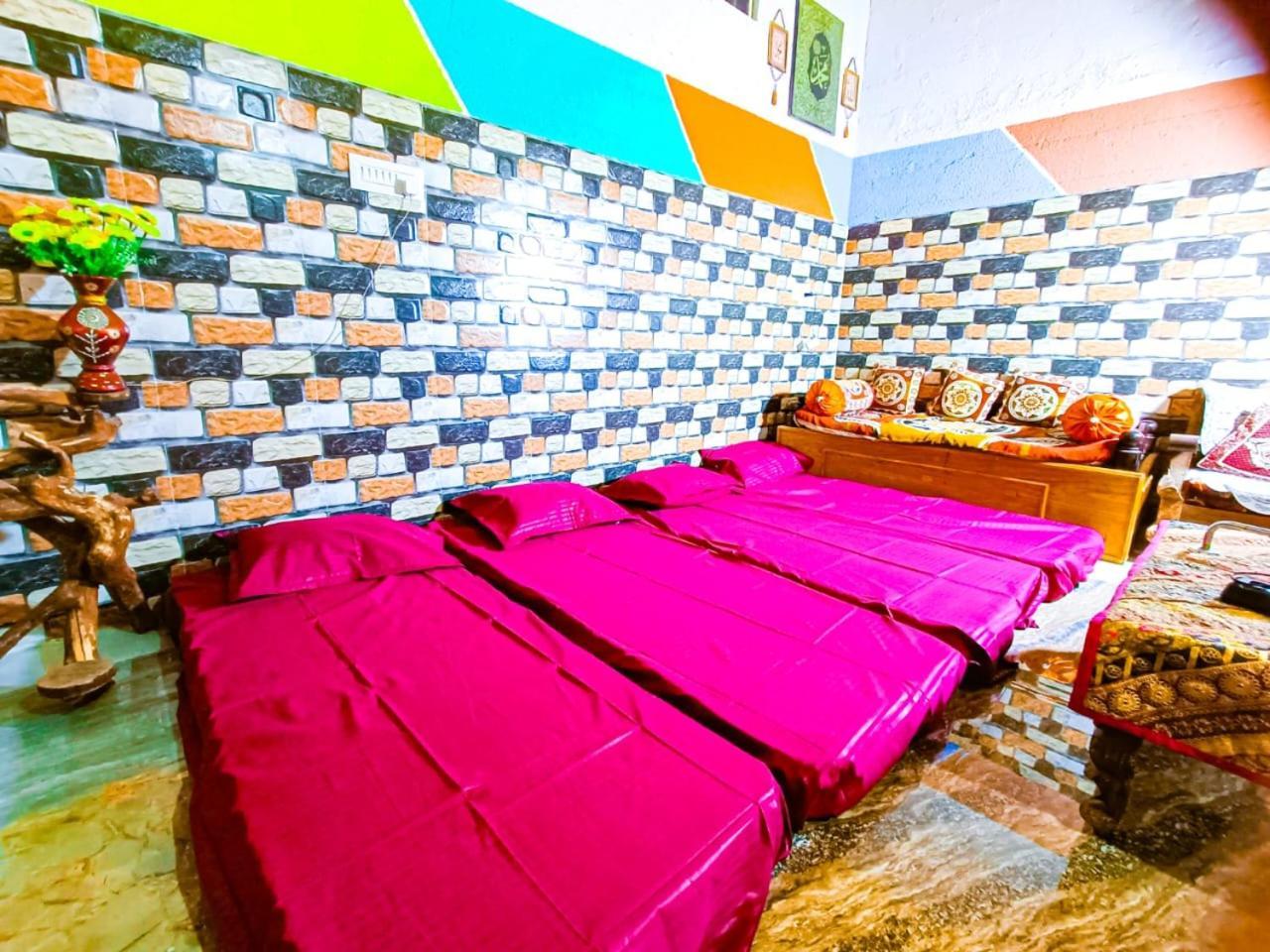 Sahara Family Homestay Mysore Extérieur photo